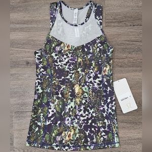 Lululemon NWT Running in The City Tank in Floral Sport White Multi sz 4